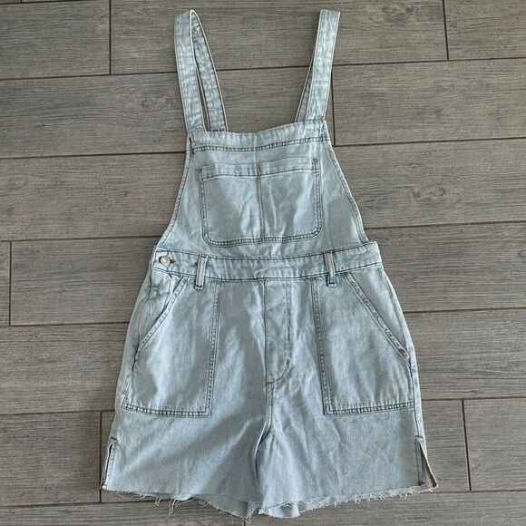 WeWoreWhat Slit Short Light Denim Overalls New! - Picture 7 of 13